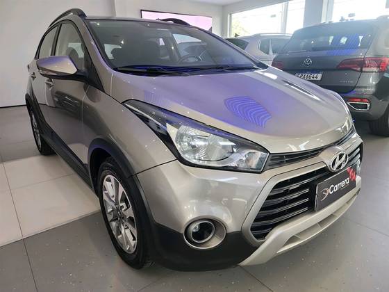HYUNDAI HB20X 1.6 16V STYLE FLEX 4P AUTOMÁTICO HYUNDAI HB20X 1.6 16V STYLE FLEX 4P AUTOMÁTICO